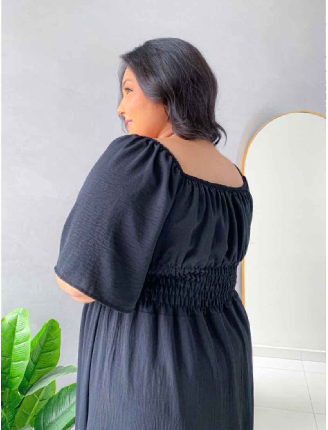 Vestido longo Preto com regulagem no busto