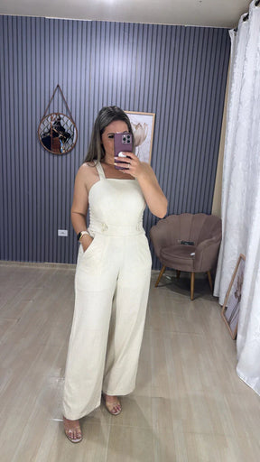 Macacão Linha Mirela