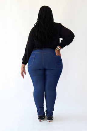 Calça Jeans Skinny Lavagem Média